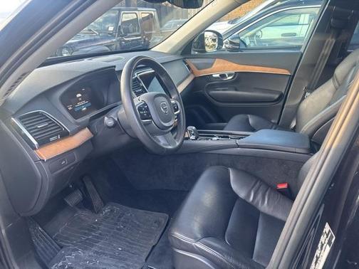 2023 Volvo XC90 B6 Plus 7-Seater