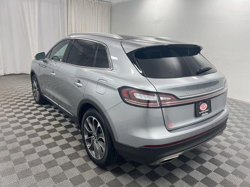 Silver Radiance Metallic 2022 Lincoln Nautilus Reserve