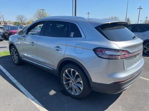 Silver Radiance Metallic 2022 Lincoln Nautilus Reserve