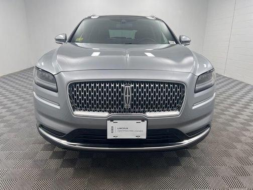 Silver Radiance Metallic 2022 Lincoln Nautilus Reserve