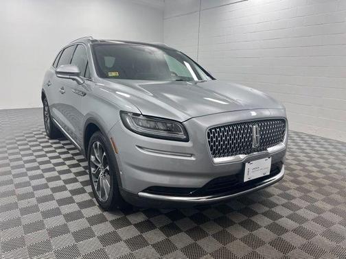Silver Radiance Metallic 2022 Lincoln Nautilus Reserve