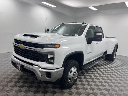 2024 Chevrolet Silverado 3500 LT