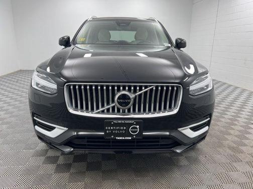 Onyx Black Metallic 2023 Volvo XC90 B6 Plus 6-Seater