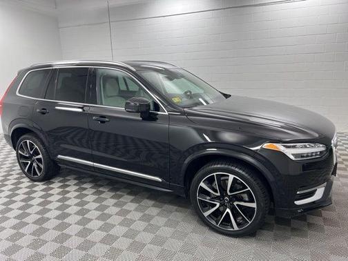 Onyx Black Metallic 2023 Volvo XC90 B6 Plus 6-Seater