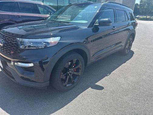 Agate Black Metallic 2023 Ford Explorer ST