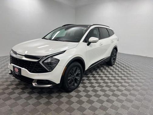 Snow White Pearl 2023 Kia Sportage Hybrid SX-Prestige