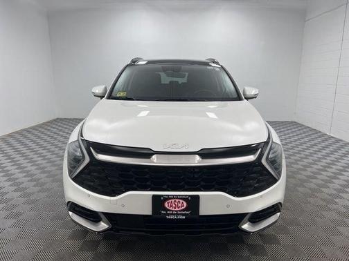 Snow White Pearl 2023 Kia Sportage Hybrid SX-Prestige