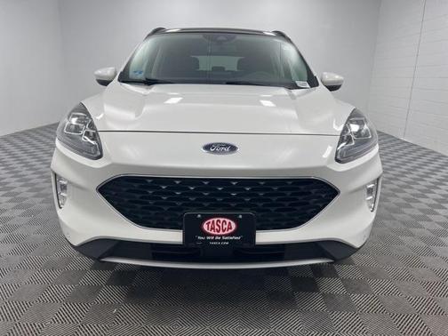 2022 Ford Escape Titanium