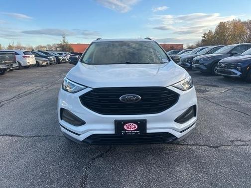 2023 Ford Edge SE