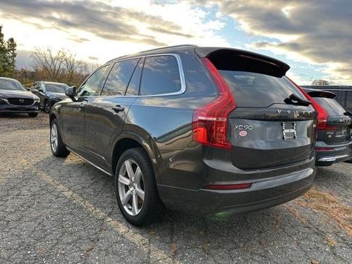 2023 Volvo XC90 B6 Core