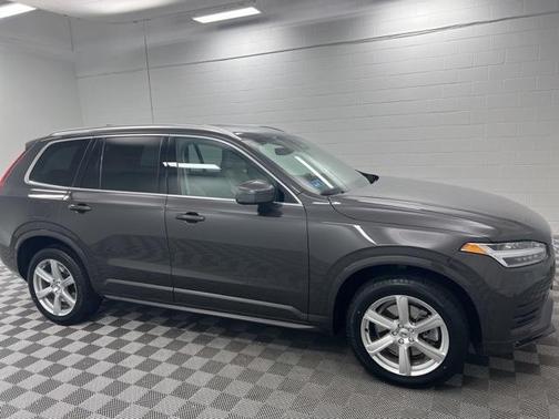 2023 Volvo XC90 B6 Core