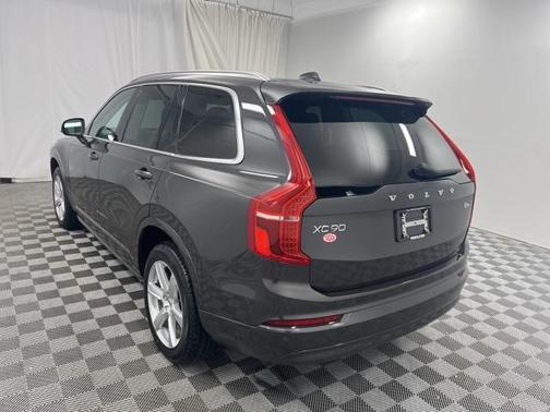 2023 Volvo XC90 B6 Core