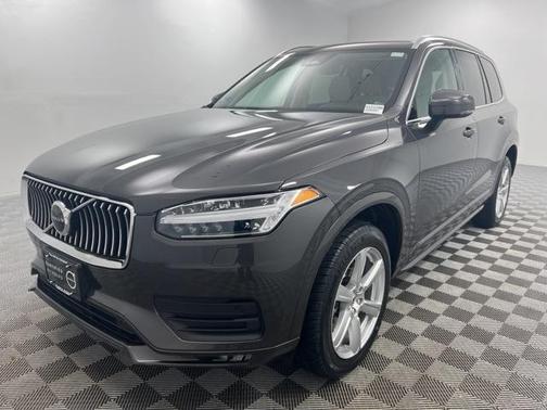 2023 Volvo XC90 B6 Core