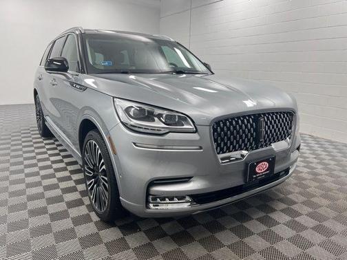 Silver Radiance Metallic 2023 Lincoln Aviator Black Label AWD