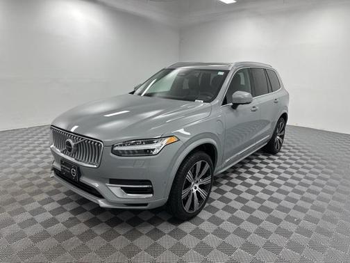 2024 Volvo XC90 Recharge Plug-In Hybrid T8 Ultimate Bright Theme 7-Seater