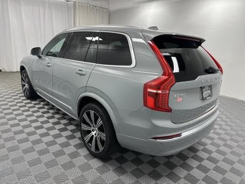 2024 Volvo XC90 Recharge Plug-In Hybrid T8 Ultimate Bright Theme 7-Seater