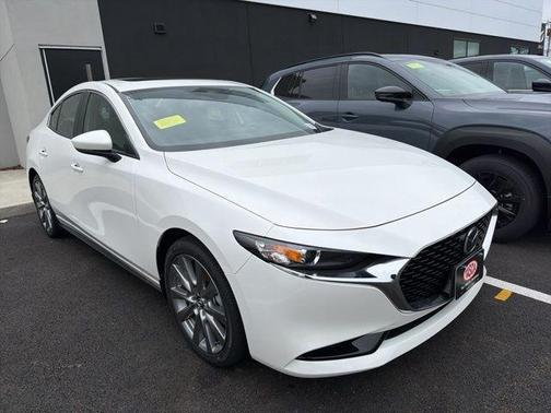 Snowflake White Pearl 2026 Mazda Mazda3 FWD w/Preferred Package