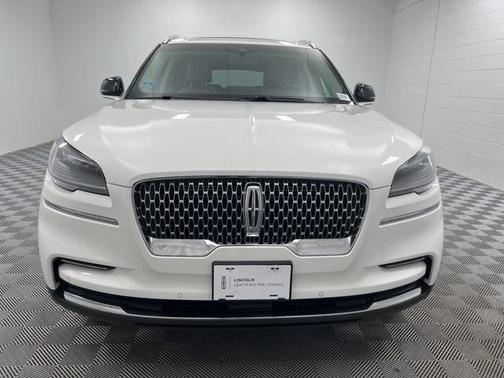 2022 Lincoln Aviator Standard AWD