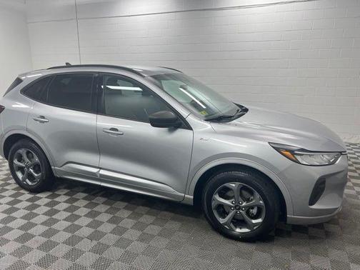 Iconic Silver Metallic 2023 Ford Escape ST-Line