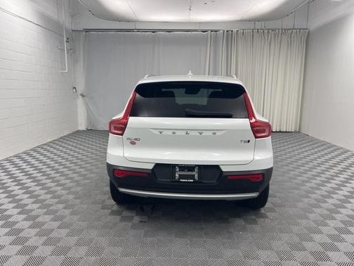 2021 Volvo XC40 T5 Inscription