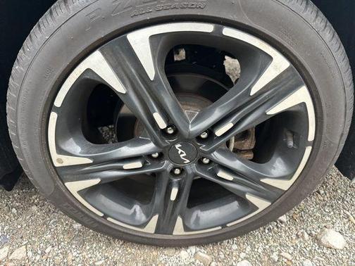 Wolf Gray 2024 Kia K5 GT-Line