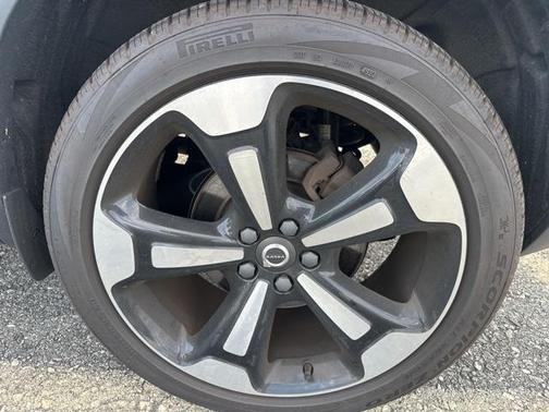 2019 Volvo XC40 T5 Inscription