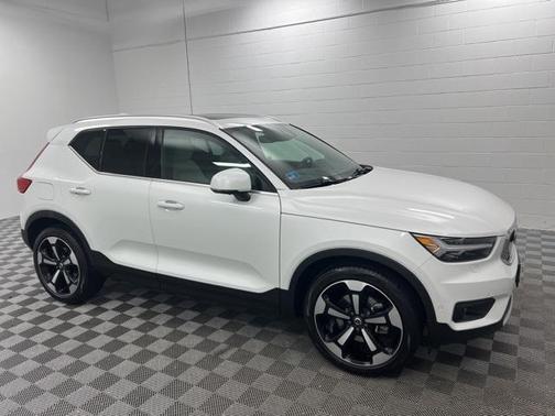 2019 Volvo XC40 T5 Inscription
