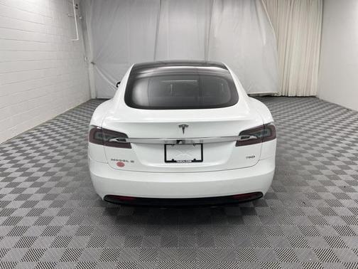 2017 Tesla Model S 75D
