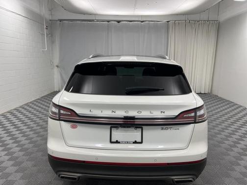 2020 Lincoln Nautilus Reserve