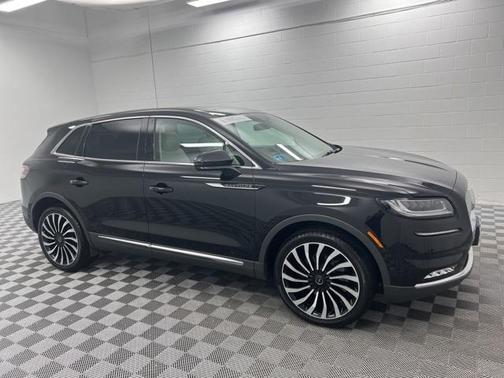 2022 Lincoln Nautilus Black Label