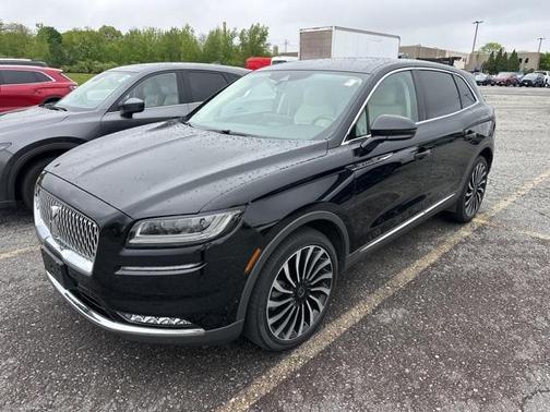 2022 Lincoln Nautilus Black Label