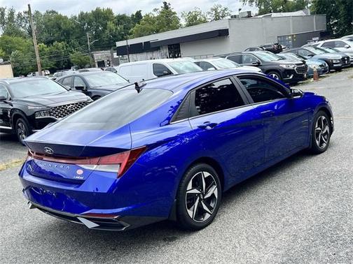 2023 Hyundai ELANTRA Limited