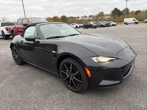2025 Mazda MX-5 Miata Grand Touring