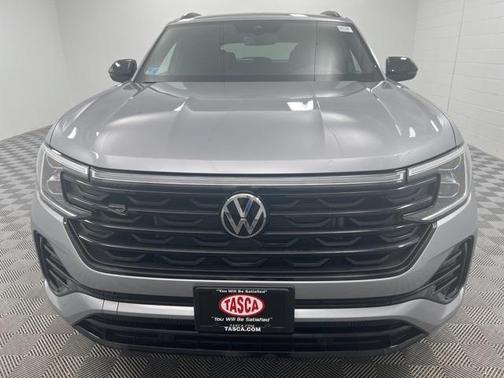 2025 Volkswagen Atlas Cross Sport 2.0T SEL R-Line Black