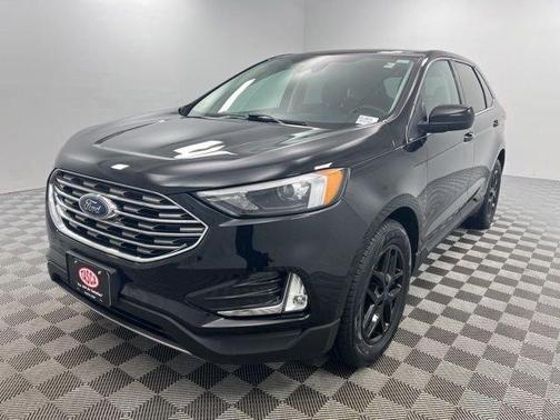 Agate Black Metallic 2022 Ford Edge SEL