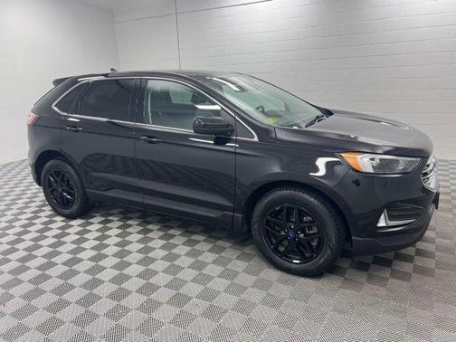 Agate Black Metallic 2022 Ford Edge SEL