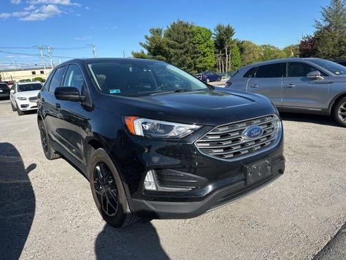 Agate Black Metallic 2022 Ford Edge SEL