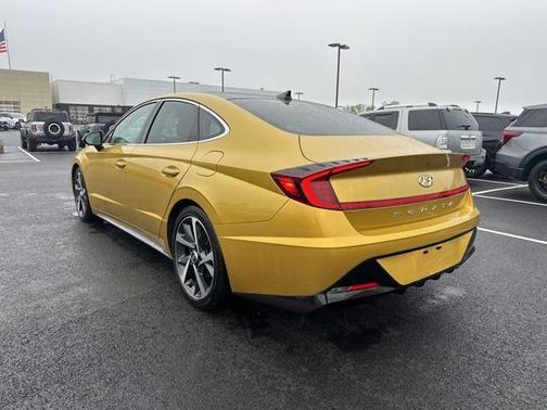 2021 Hyundai SONATA SEL Plus