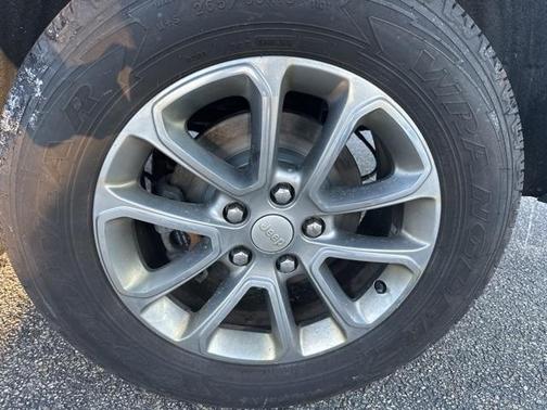 2020 Jeep Grand Cherokee Laredo E