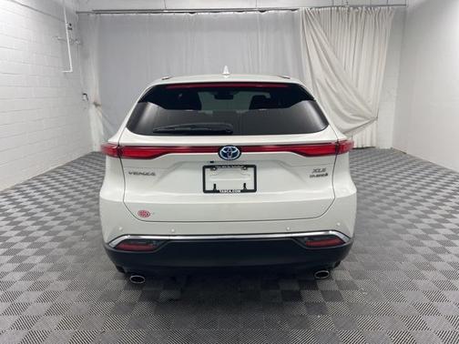 2022 Toyota Venza XLE