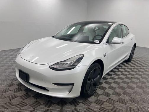 2020 Tesla Model 3 Standard Range Plus