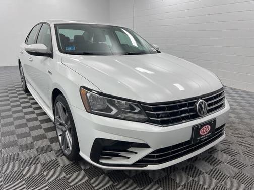 2018 Volkswagen Passat 2.0T R-Line