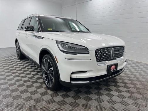 White Metallic 2023 Lincoln Aviator Reserve AWD