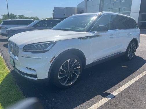 White Metallic 2023 Lincoln Aviator Reserve AWD