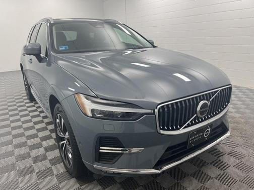 2023 Volvo XC60 B5 Plus Bright Theme