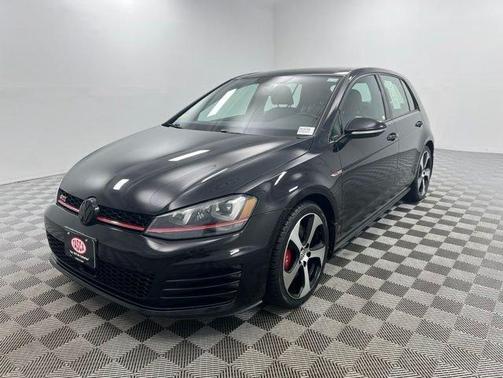 Deep Black Pearl Effect 2017 Volkswagen Golf GTI Autobahn 4-Door