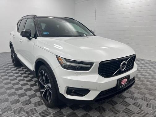 2019 Volvo XC40 R-DESIGN