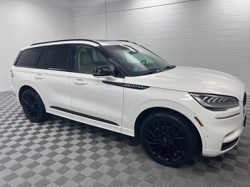 2023 Lincoln Aviator Reserve AWD