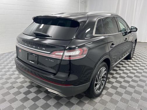 2020 Lincoln Nautilus Reserve