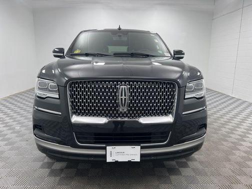 Starlight 2023 Lincoln Navigator L Reserve